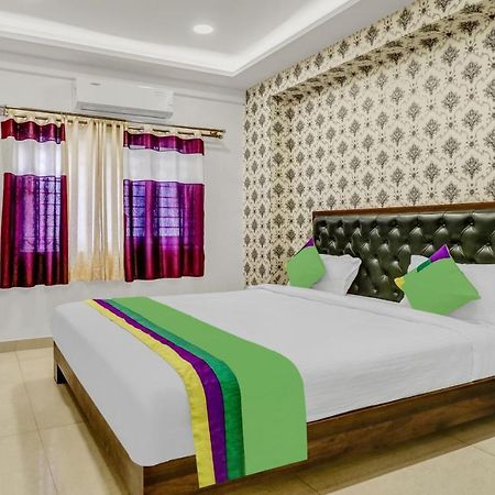 Hotel Treebo Three Drops Bengalúr Exteriér fotografie